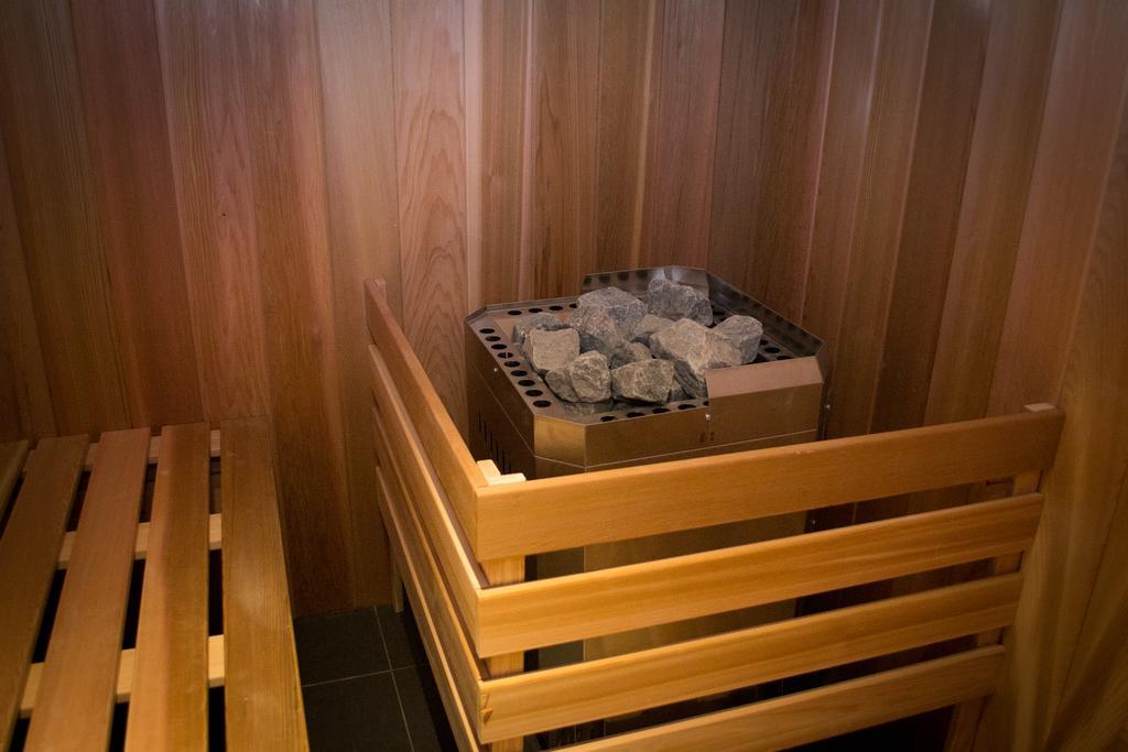 Hotel V Гатино Экстерьер фото