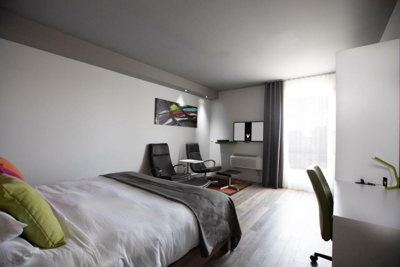 Hotel V Гатино Экстерьер фото